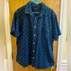Banana Republic Navy Blue Button-up Shirt with White Patterns in XL